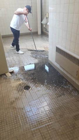 Nettoyage de douches et sanitaires à Bron